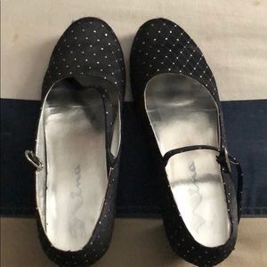 Nina kids shoes like new